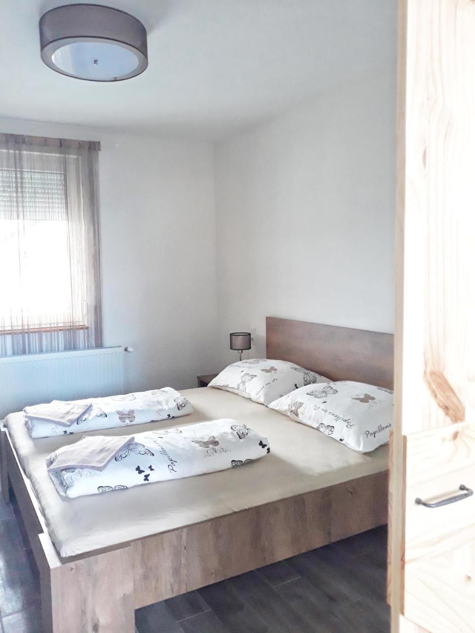 Cosy Holiday Apartment Keszthely Exteriör bild
